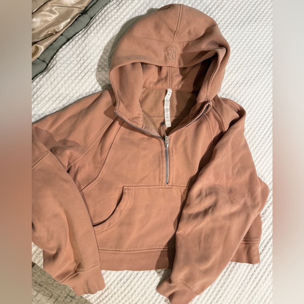 Lululemon scuba Half-Zip Hoodie